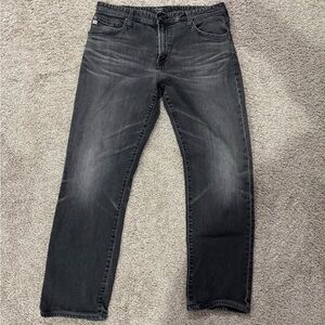 Slim Black Jeans with Sleek Fit